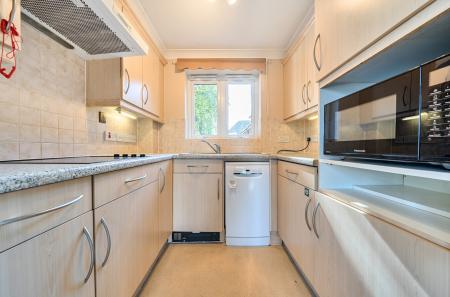 1 bedroom Retirement property to let in Portway, Wantage, OX12