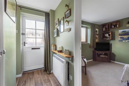 1 bedroom Cottage to let in Church Street, East Hendred, OX12