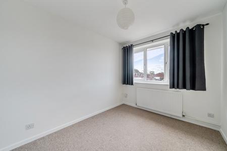 3 bedroom Semi-detached house to let in Pound Croft, Grove, OX12