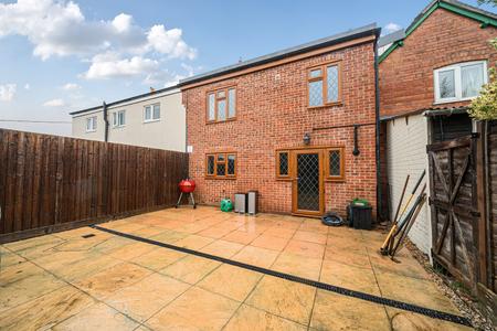 3 bedroom Cottage to let in Mill Lane, Grove, OX12