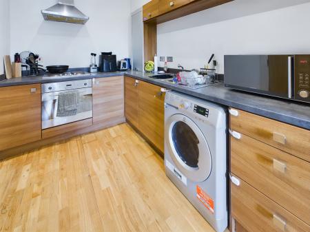 2 bedroom Flat for sale in Barton Court, Central Way, Warrington, WA2