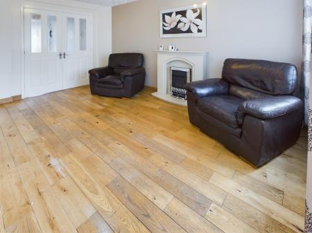 4 bedroom Terraced House for sale in Duckworth Grove, Padgate, Warrington, WA2