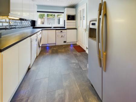 4 bedroom Terraced House for sale in Duckworth Grove, Padgate, Warrington, WA2