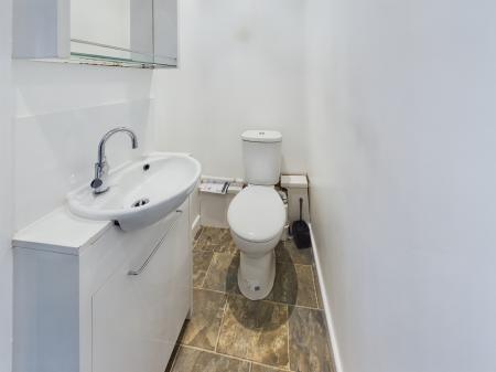 4 bedroom Terraced House for sale in Duckworth Grove, Padgate, Warrington, WA2