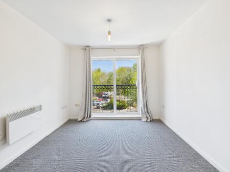 2 bedroom Flat for sale in Greenings Court, Warrington, WA2
