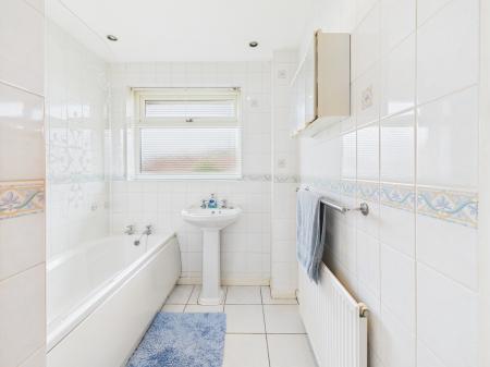 4 bedroom Detached house for sale in Hereford Close, Woolston, Warrington, WA1