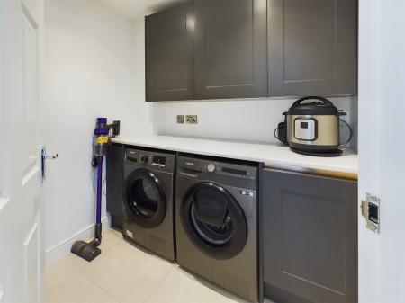 5 bedroom Detached house for sale in Jefferson Drive, Great Sankey, Warrington, WA5