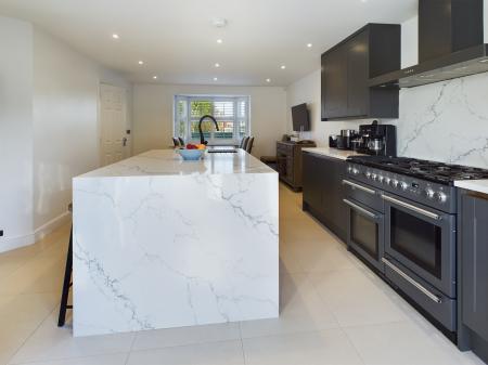 5 bedroom Detached house for sale in Jefferson Drive, Great Sankey, Warrington, WA5