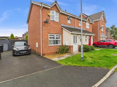 3 bedroom Semi-detached house for sale in Longleat Close, Warrington, WA5
