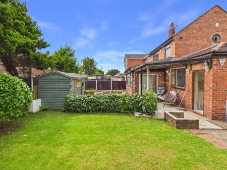 3 bedroom Semi-detached house for sale in Manchester Road, Warrington, WA1