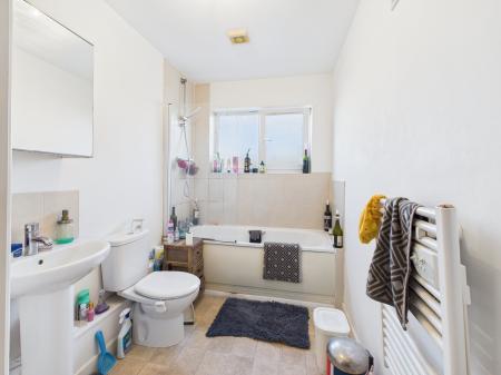 3 bedroom Flat for sale in Whitecross Court, Borron Road, Newton-le-Willows, WA12