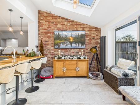 3 bedroom Semi-detached house for sale in Warrington Road, Penketh, Warrington, WA5