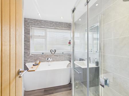 3 bedroom Semi-detached house for sale in Warrington Road, Penketh, Warrington, WA5