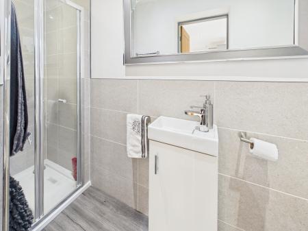 3 bedroom Semi-detached house for sale in Warrington Road, Penketh, Warrington, WA5