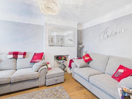 3 bedroom Semi-detached house for sale in Warrington Road, Penketh, Warrington, WA5