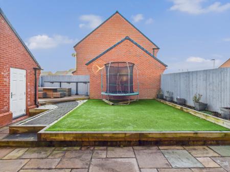 4 bedroom Detached house for sale in Minnesota Drive, Great Sankey, Warrington, WA5