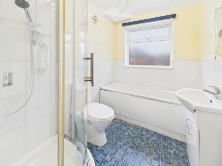 3 bedroom Semi-detached house for sale in Lodge Lane, Warrington, WA5