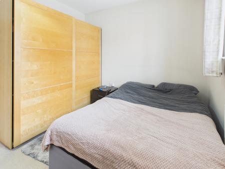 2 bedroom Flat for sale in Thorneycroft Drive, Warrington, WA1