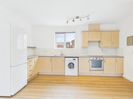 2 bedroom Flat for sale in Thorneycroft Drive, Warrington, WA1