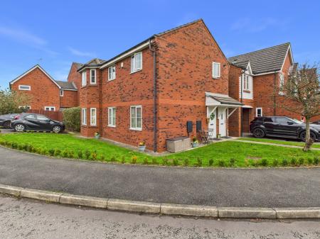 2 bedroom Flat for sale in Thorneycroft Drive, Warrington, WA1