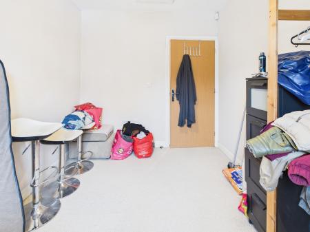 2 bedroom Flat for sale in Thorneycroft Drive, Warrington, WA1