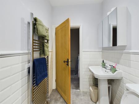 3 bedroom Terraced House to let in Hood Lane, Great Sankey, Warrington, WA5