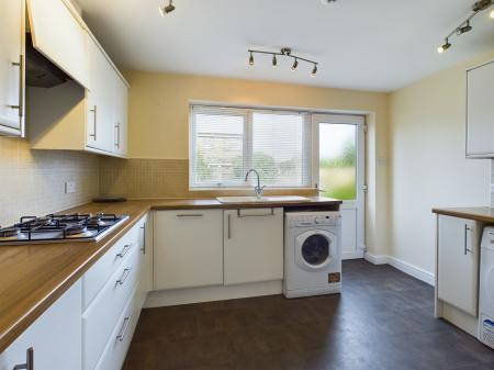 2 bedroom Bungalow to let in Wilmslow Crescent, Thelwall, WA4