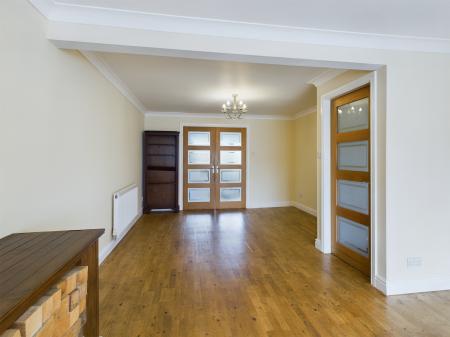 2 bedroom Bungalow to let in Wilmslow Crescent, Thelwall, WA4