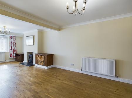 2 bedroom Bungalow to let in Wilmslow Crescent, Thelwall, WA4