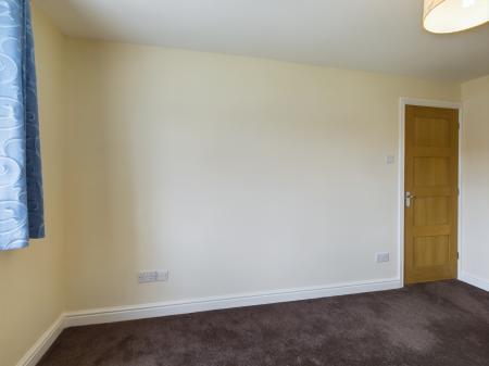 2 bedroom Bungalow to let in Wilmslow Crescent, Thelwall, WA4