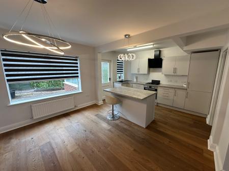 3 bedroom Semi-detached house for sale in Stuart Drive, Stockton Heath, Warrington, WA4