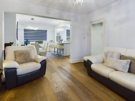 3 bedroom Semi-detached house for sale in Stuart Drive, Stockton Heath, Warrington, WA4