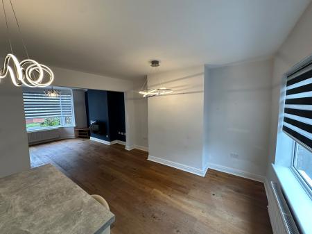 3 bedroom Semi-detached house for sale in Stuart Drive, Stockton Heath, Warrington, WA4