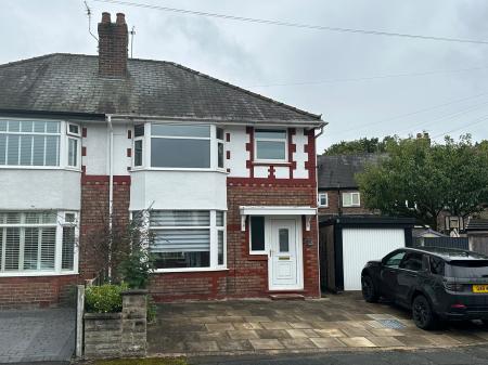 3 bedroom Semi-detached house for sale in Stuart Drive, Stockton Heath, Warrington, WA4