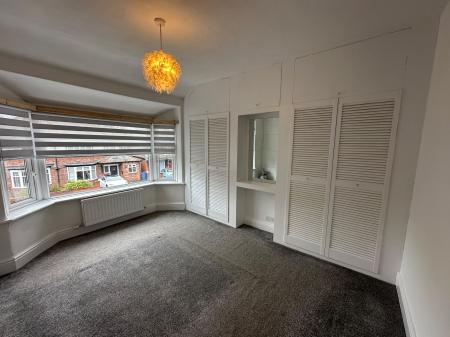 3 bedroom Semi-detached house for sale in Stuart Drive, Stockton Heath, Warrington, WA4