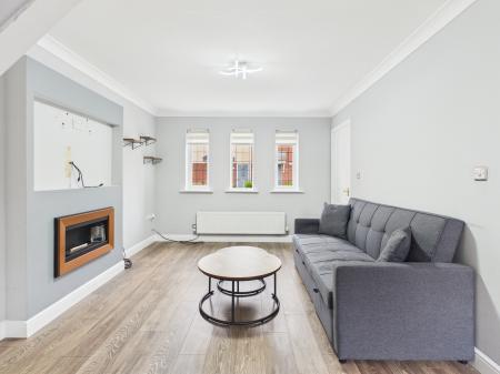 2 bedroom Detached house for sale in Berkeley Close, Warrington, WA5