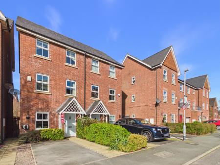 4 bedroom Semi-detached house for sale in Holywell Drive, Trinity Green, Warrington, WA1