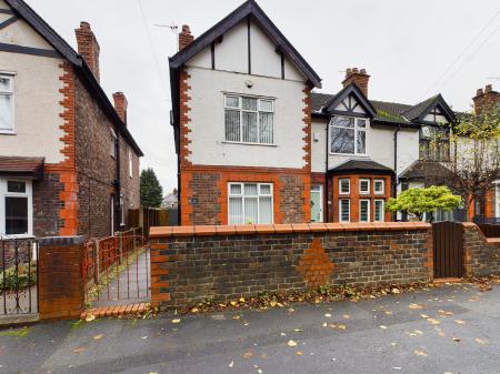 3 bedroom Terraced House to let in Hallfields Road, Warrington, WA2