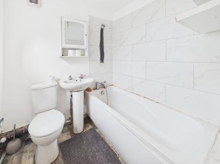 2 bedroom Terraced House for sale in Wilkinson Street, Warrington, WA2