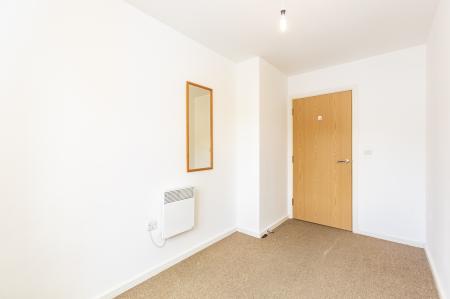 2 bedroom Flat to let in Greenings Court, Carrington Park, Warrington, WA2