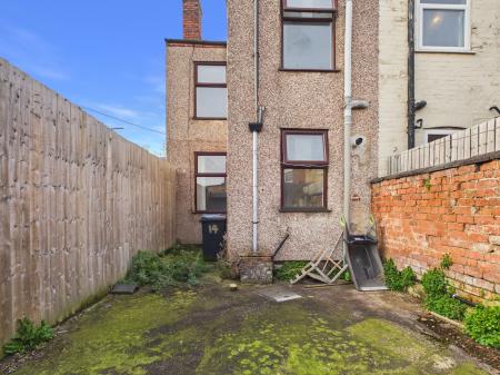 2 bedroom End of terrace house for sale in Samuel Street, Warrington, WA5