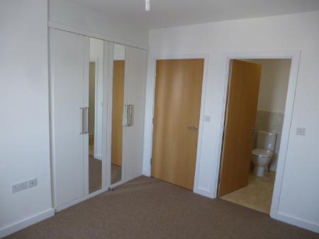 2 bedroom Flat to let in Rose Creek Gardens, Great Sankey, Warrington, WA5