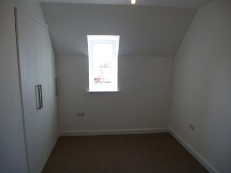 2 bedroom Flat to let in Rose Creek Gardens, Great Sankey, Warrington, WA5