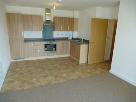 2 bedroom Flat to let in Rose Creek Gardens, Great Sankey, Warrington, WA5