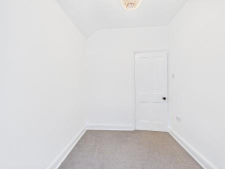 3 bedroom Semi-detached house to let in Stuart Drive, Stockton Heath, Warrington, WA4