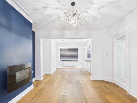 3 bedroom Semi-detached house to let in Stuart Drive, Stockton Heath, Warrington, WA4
