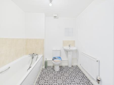 2 bedroom Flat for sale in Gladstone Mews Gladstone Street, Warrington, WA2