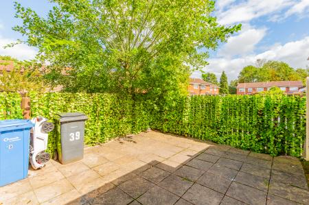 1 bedroom Semi-detached house to let in Stonehaven Drive, Fearnhead, Warrington, WA2