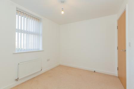 2 bedroom Flat to let in Louisiana Drive, Great Sankey, Warrington, WA5