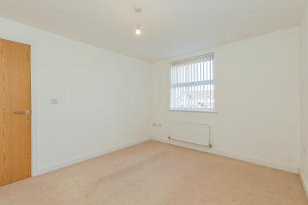 2 bedroom Flat to let in Louisiana Drive, Great Sankey, Warrington, WA5